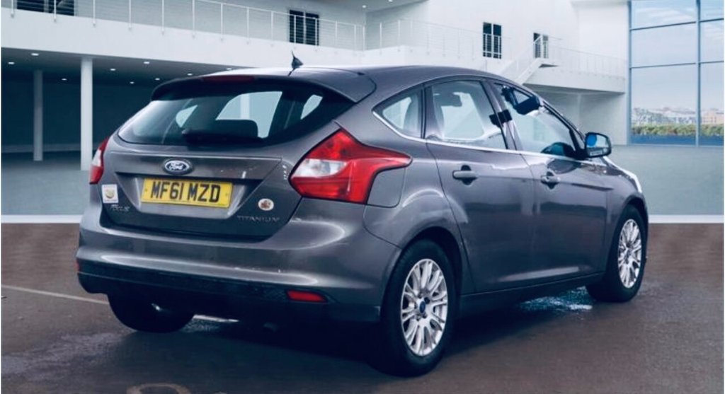 Used Ford Focus 2011 for sale - 76604875: Photo 4