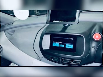 Used Nissan Almera Tino 2004 for sale - 77052635: Photo