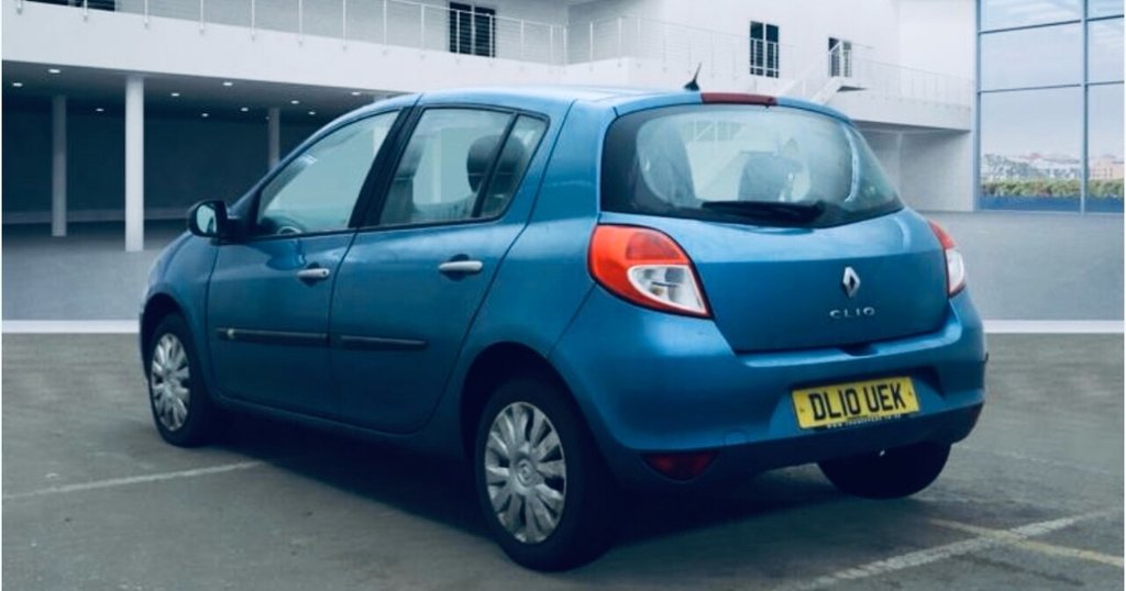 Used Renault Clio 2010 for sale - 77236387: Photo 3