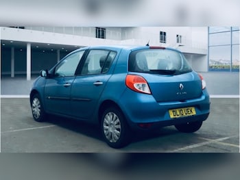 Used Renault Clio 2010 for sale - 77236387: Photo