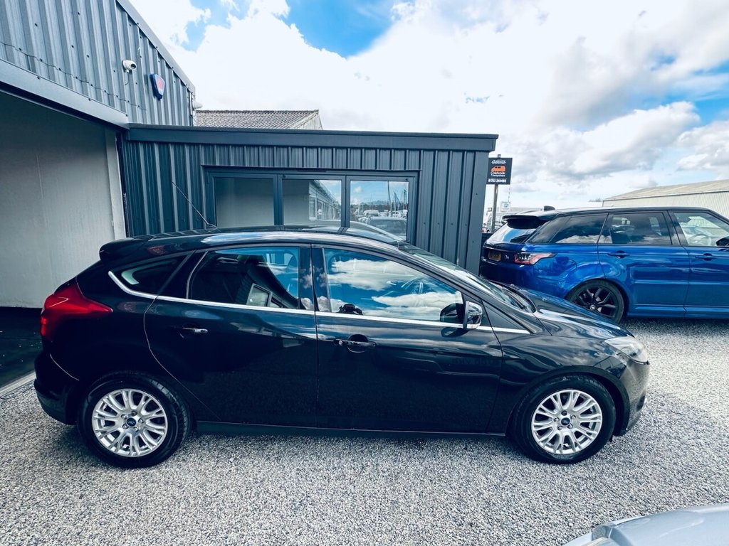 Used Ford Focus 2011 for sale - 78063490: Photo 4