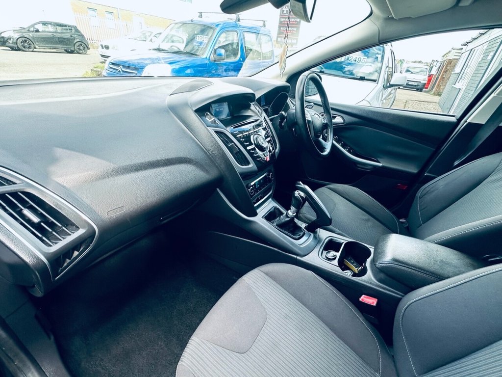 Used Ford Focus 2011 for sale - 78063490: Photo 5