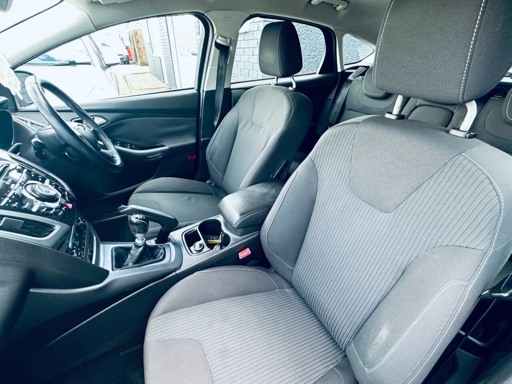 Used Ford Focus 2011 for sale - 78063490: Photo 8