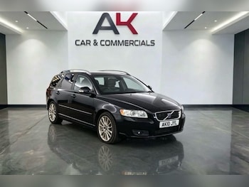 Used Volvo V50 2010 for sale - 79470152: Photo