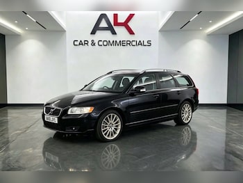Used Volvo V50 2010 for sale - 79470152: Photo