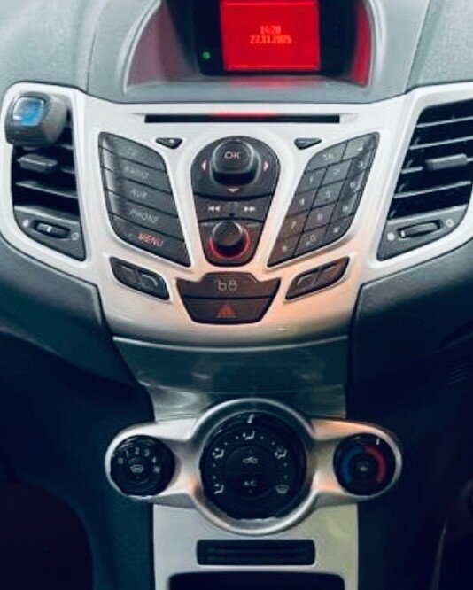 Used Ford Fiesta 2009 for sale - 76754575: Photo 6