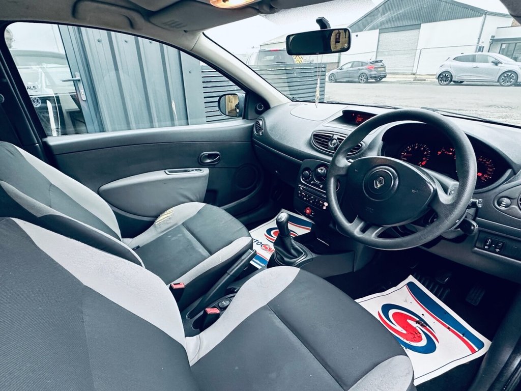 Used Renault Clio 2009 for sale - 77765461: Photo 9