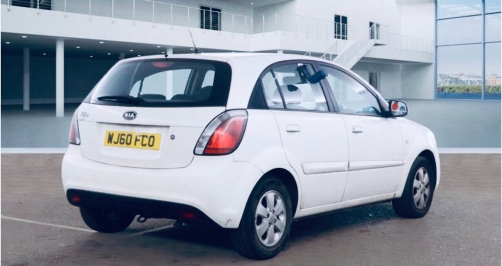 Used Kia Rio 2010 for sale - 77080440: Photo 4