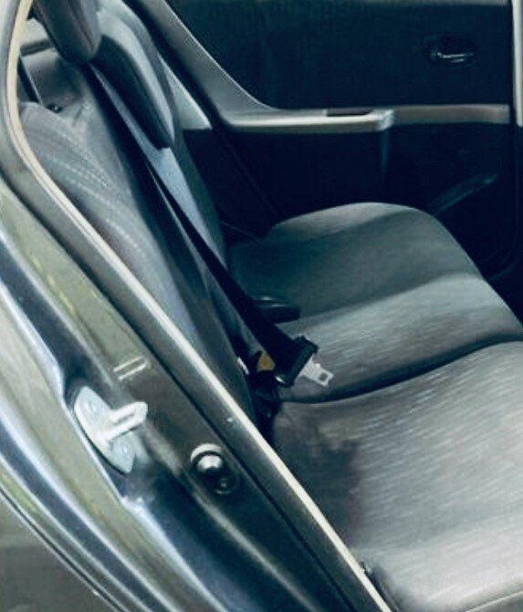 Used Toyota Yaris 2010 for sale - 76605195: Photo 4