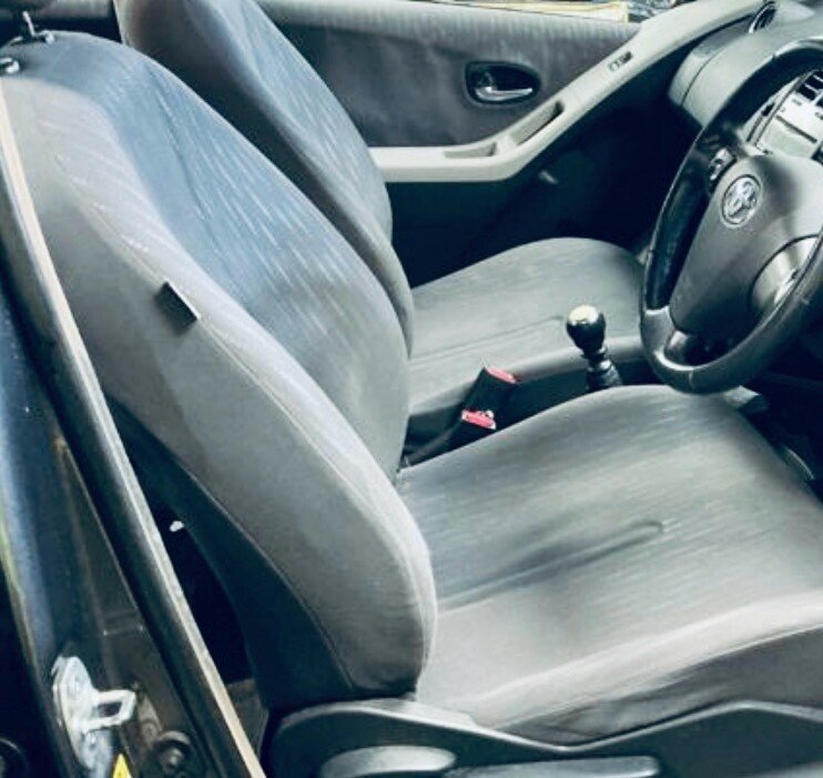 Used Toyota Yaris 2010 for sale - 76605195: Photo 5