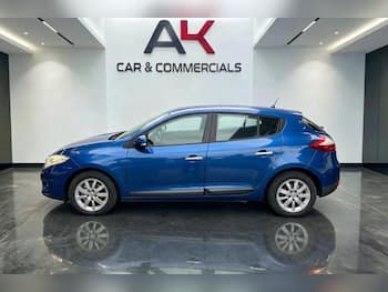 Used Renault Megane 2010 for sale - 79675341: Photo