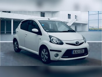 Used Toyota AYGO 2012 for sale - 76604607: Photo