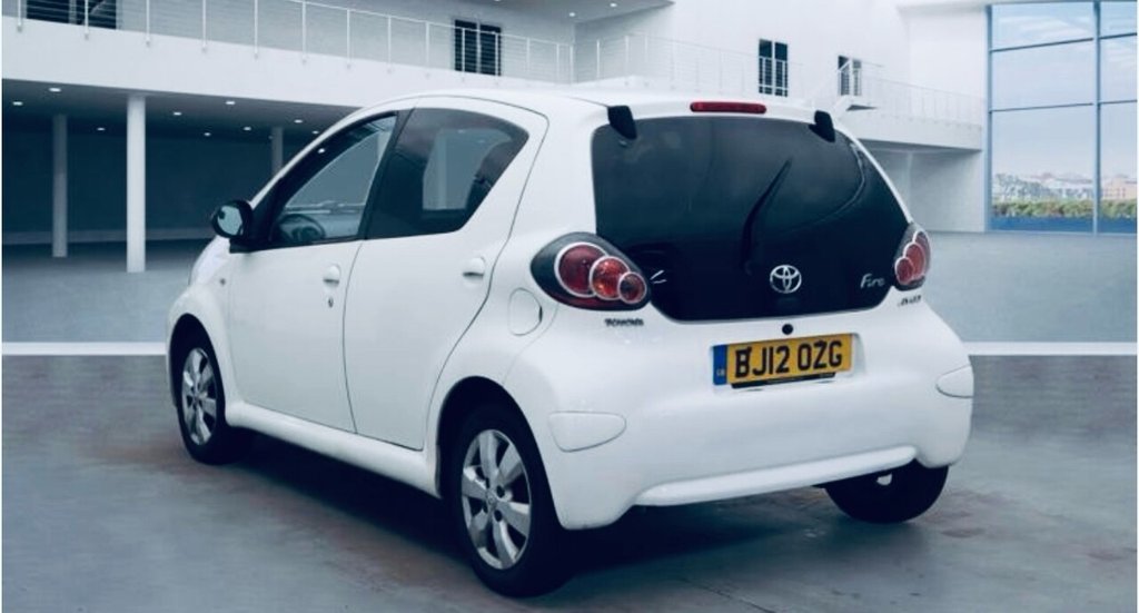 Used Toyota AYGO 2012 for sale - 76604607: Photo 3