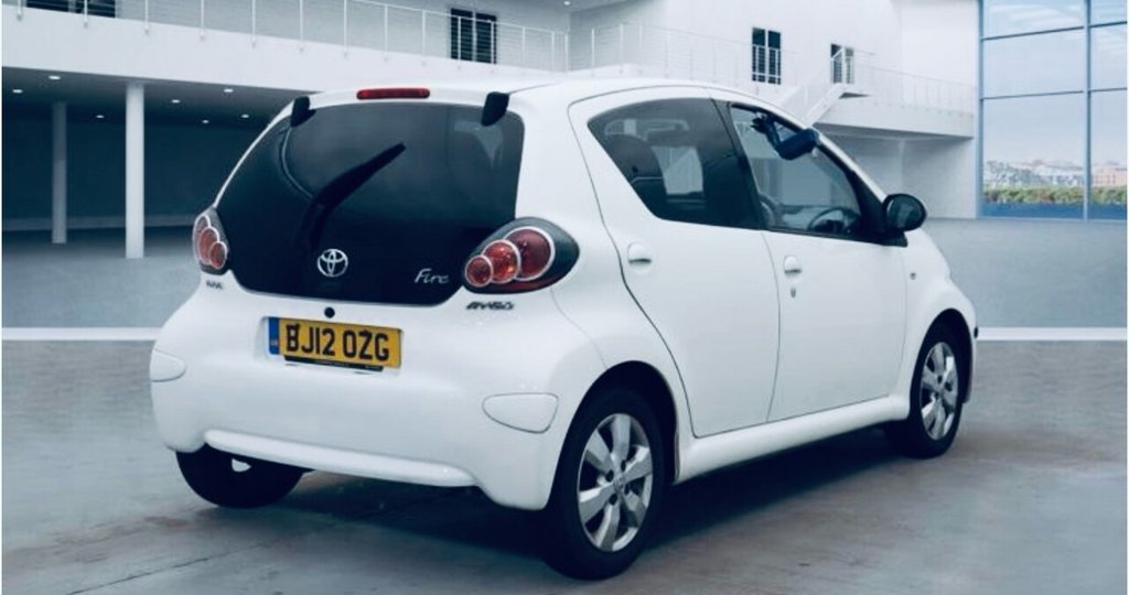 Used Toyota AYGO 2012 for sale - 76604607: Photo 4