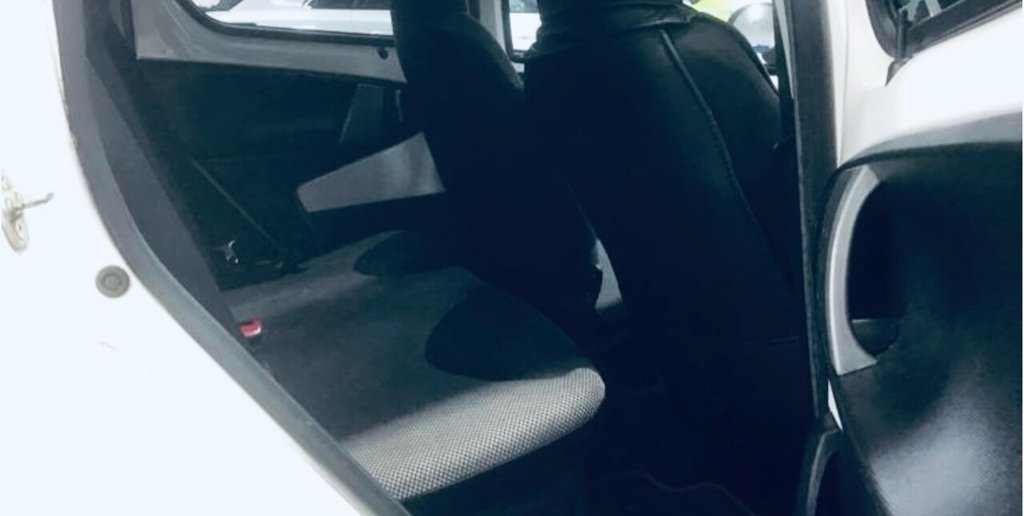 Used Toyota AYGO 2012 for sale - 76604607: Photo 9