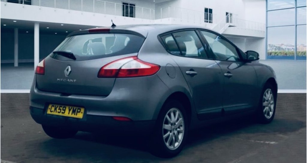 Used Renault Megane 2009 for sale - 76604905: Photo 3