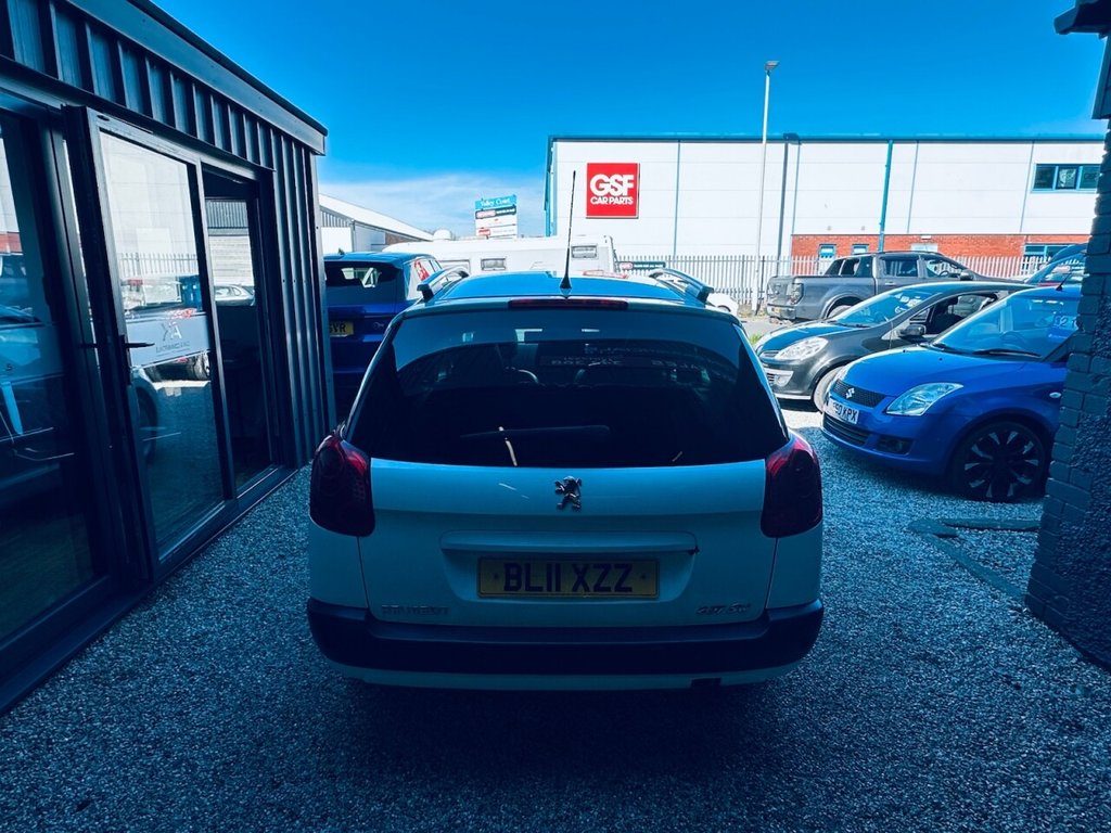 Used Peugeot 207 2011 for sale - 77936758: Photo 6