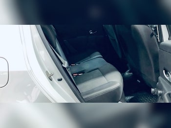 Used Renault Clio 2010 for sale - 77422626: Photo