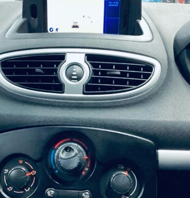 Used Renault Clio 2010 for sale - 77422626: Photo 4