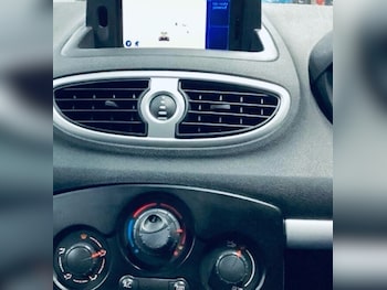 Used Renault Clio 2010 for sale - 77422626: Photo