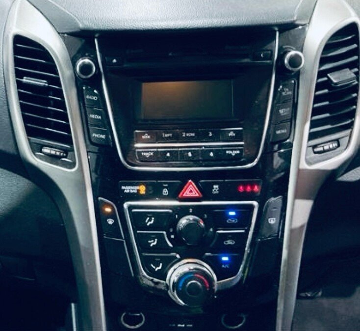 Used Hyundai i30 2012 for sale - 77052649: Photo 3