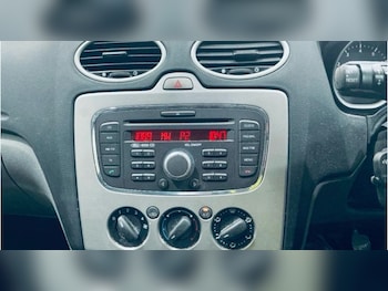 Used Ford Focus 2010 for sale - 79186691: Photo
