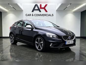 Used Volvo V40 2015 for sale - 79647927: Photo