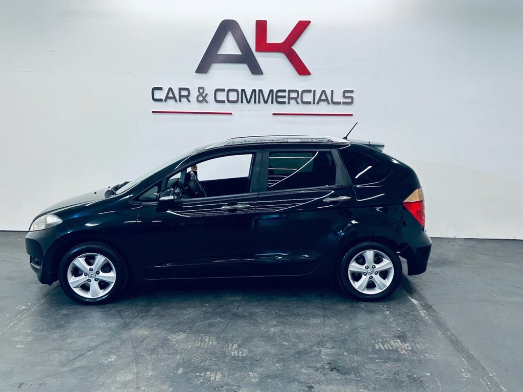 Used Honda FR-V 2009 for sale - 76604447: Photo 4