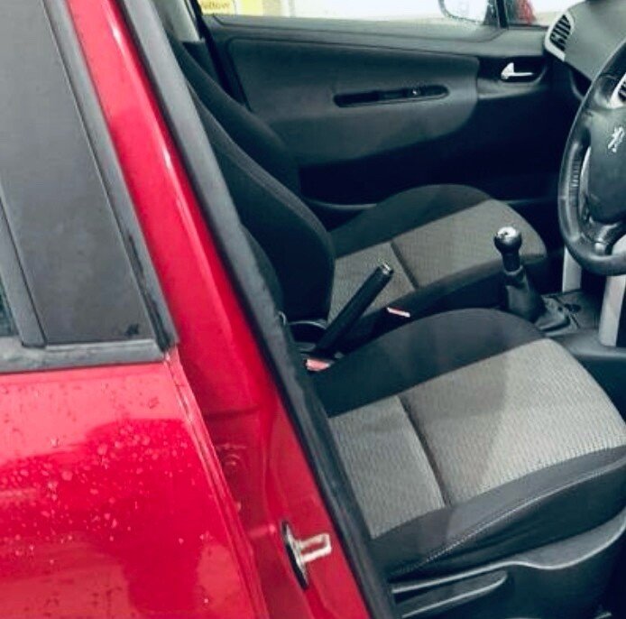 Used Peugeot 207 2009 for sale - 77293224: Photo 8