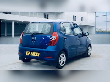 Used Hyundai i10 2012 for sale - 76604735: Photo