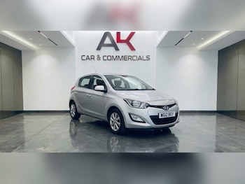 Used Hyundai i20 2012 for sale - 78468608: Photo