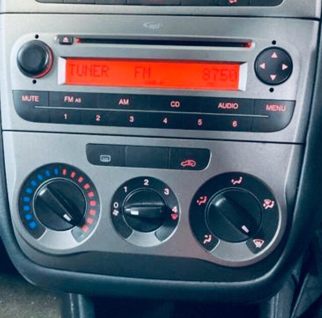 Used Fiat Punto 2013 for sale - 76937446: Photo 9