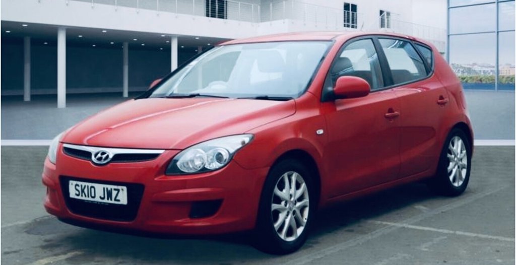 Used Hyundai i30 2010 for sale - 77397325: Photo 2