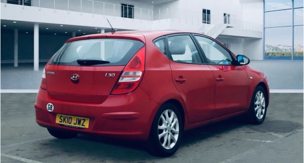 Used Hyundai i30 2010 for sale - 77397325: Photo 4