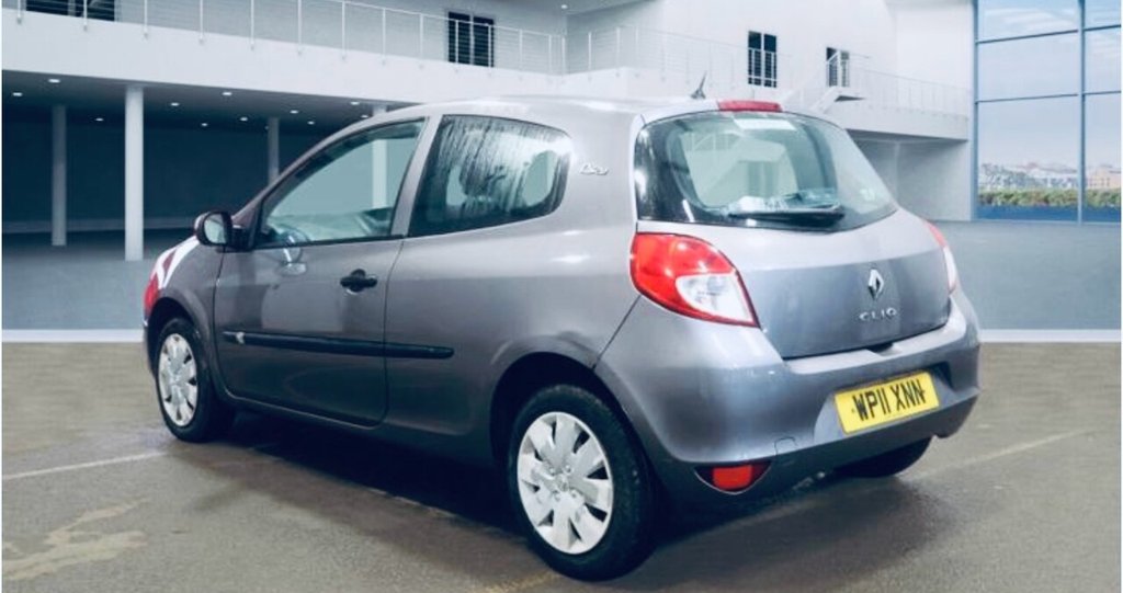 Used Renault Clio 2011 for sale - 77052640: Photo 4