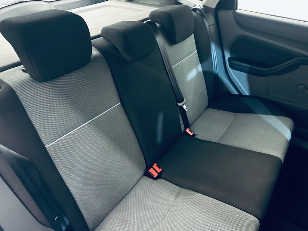 Used Ford Focus 2011 for sale - 76751133: Photo 10