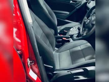 Used Volkswagen Golf 2010 for sale - 79647981: Photo