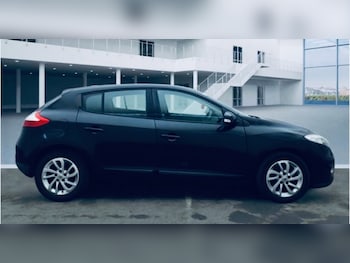 Used Renault Megane 2012 for sale - 77052637: Photo