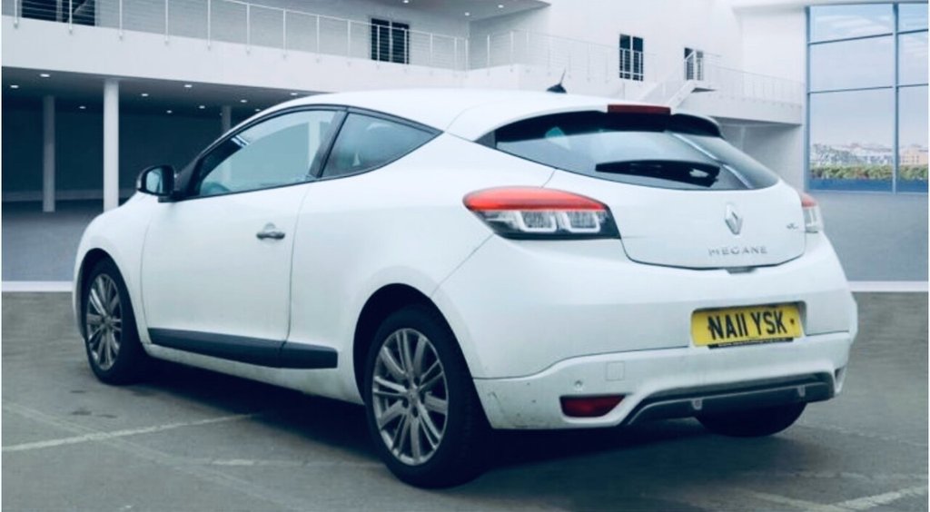 Used Renault Megane 2011 for sale - 76937444: Photo 3