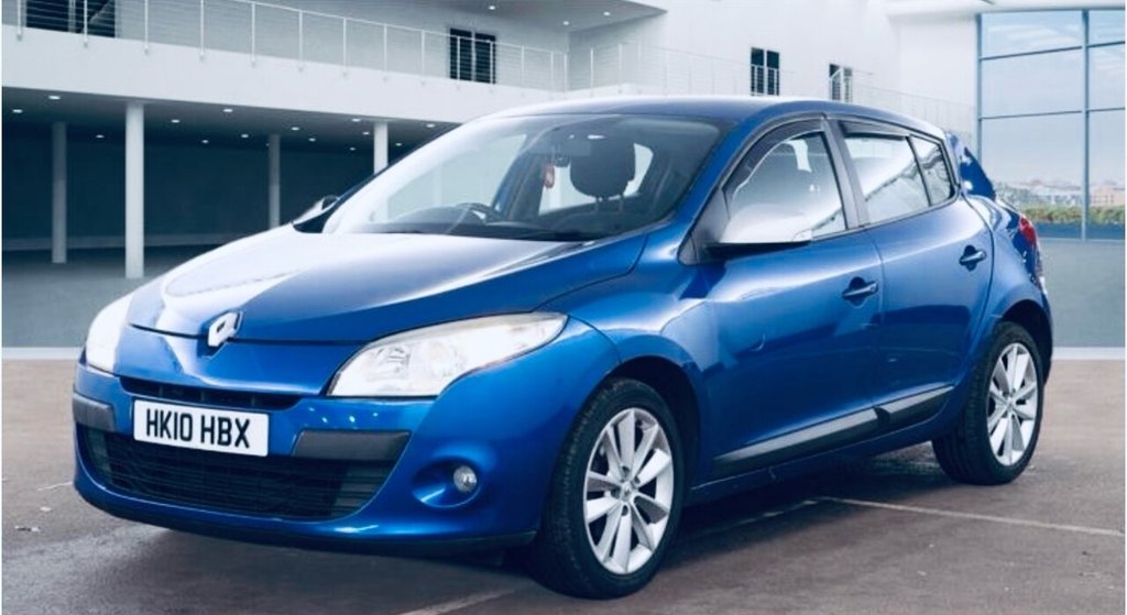 Used Renault Megane 2010 for sale - 77685393: Photo 2