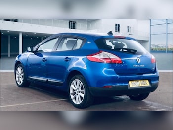 Used Renault Megane 2010 for sale - 77685393: Photo