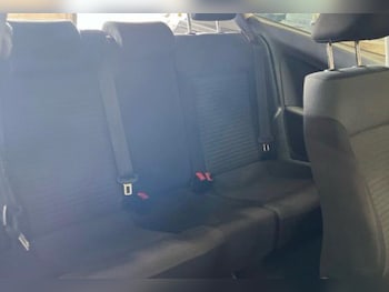 Used Volkswagen Polo 2011 for sale - 79442852: Photo