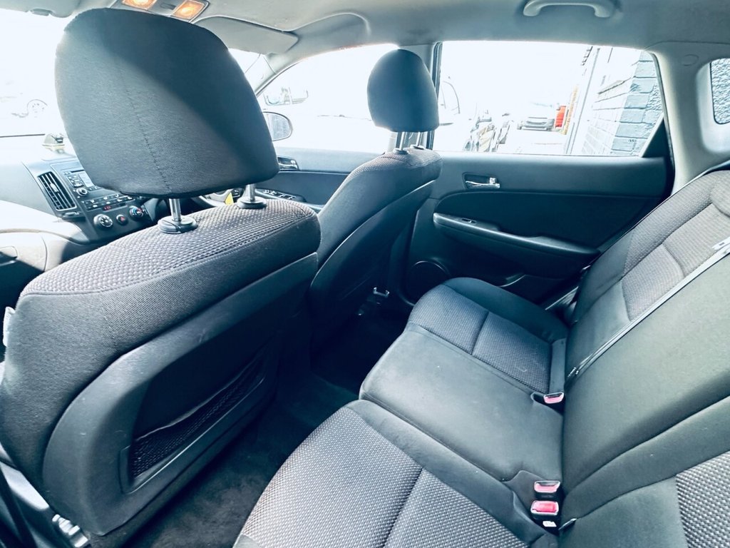 Used Hyundai i30 2009 for sale - 78063493: Photo 8