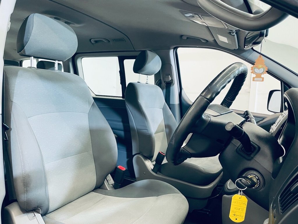 Used Hyundai i800 2012 for sale - 76698357: Photo 7