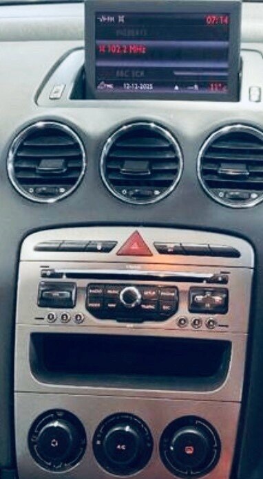 Used Peugeot 308 2010 for sale - 76937447: Photo 10