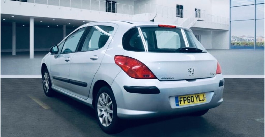 Used Peugeot 308 2010 for sale - 76937447: Photo 3