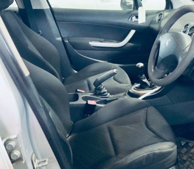 Used Peugeot 308 2010 for sale - 76937447: Photo 9