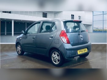 Used Hyundai i10 2010 for sale - 77236382: Photo