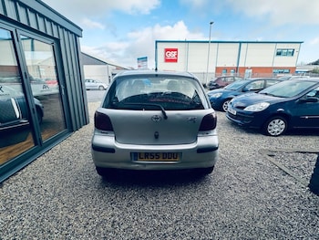 Used Toyota Yaris 2005 for sale - 77572183: Photo