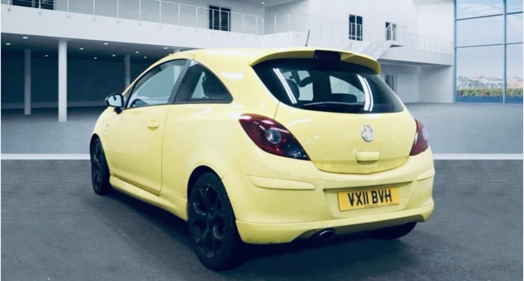 Used Vauxhall Corsa 2011 for sale - 76937445: Photo 2